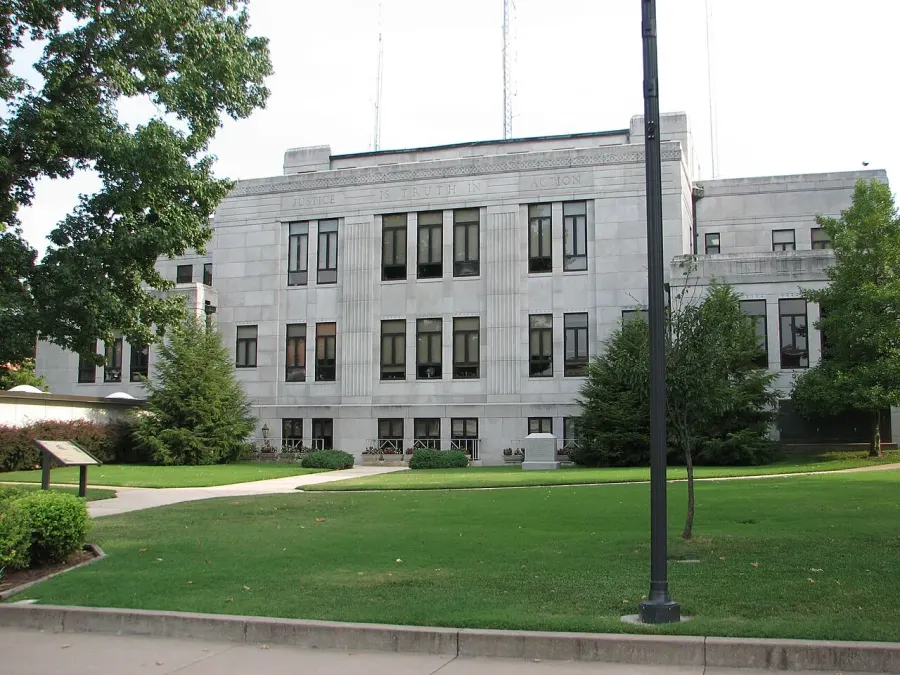 The Neosho, Missouri card