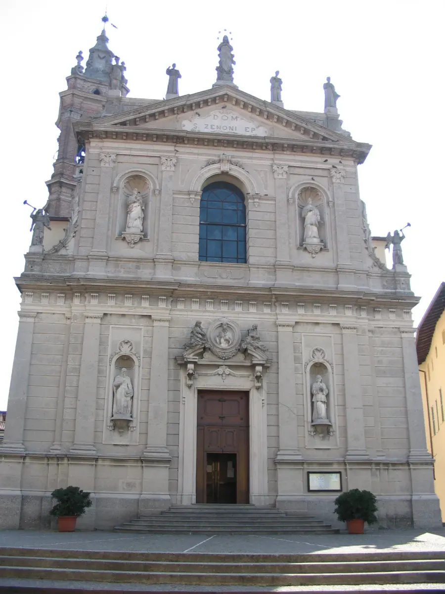 The Osio Sopra card
