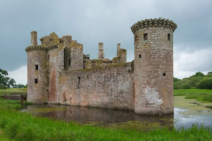 The Caerlaverock Castle card