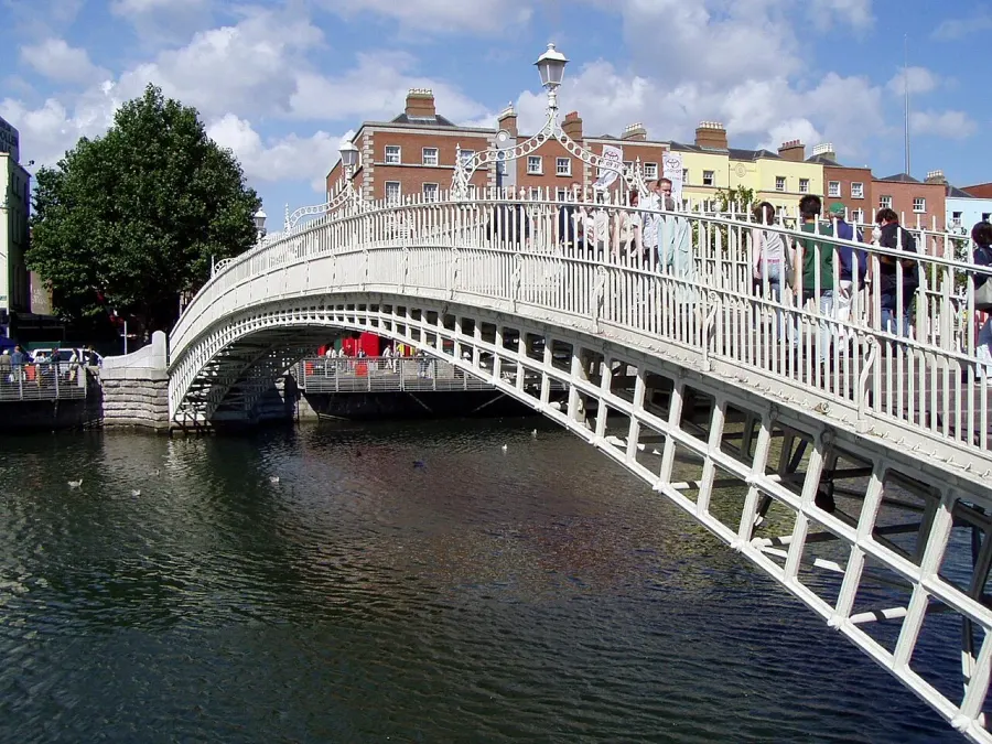 The Ha'penny Bridge card
