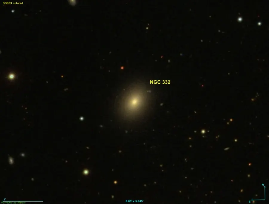 La carte NGC 332