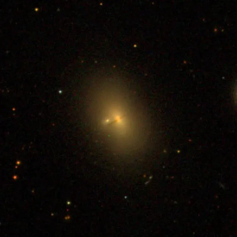 La carte NGC 810