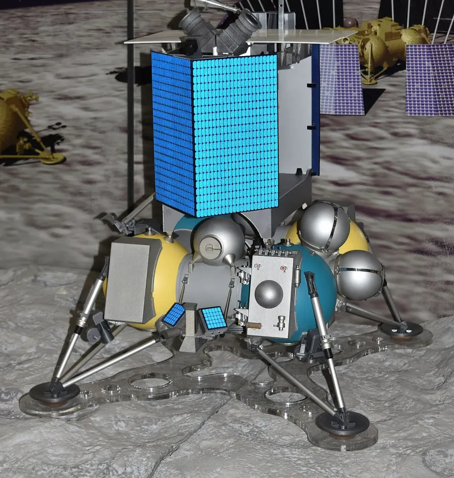 La carte Luna 25