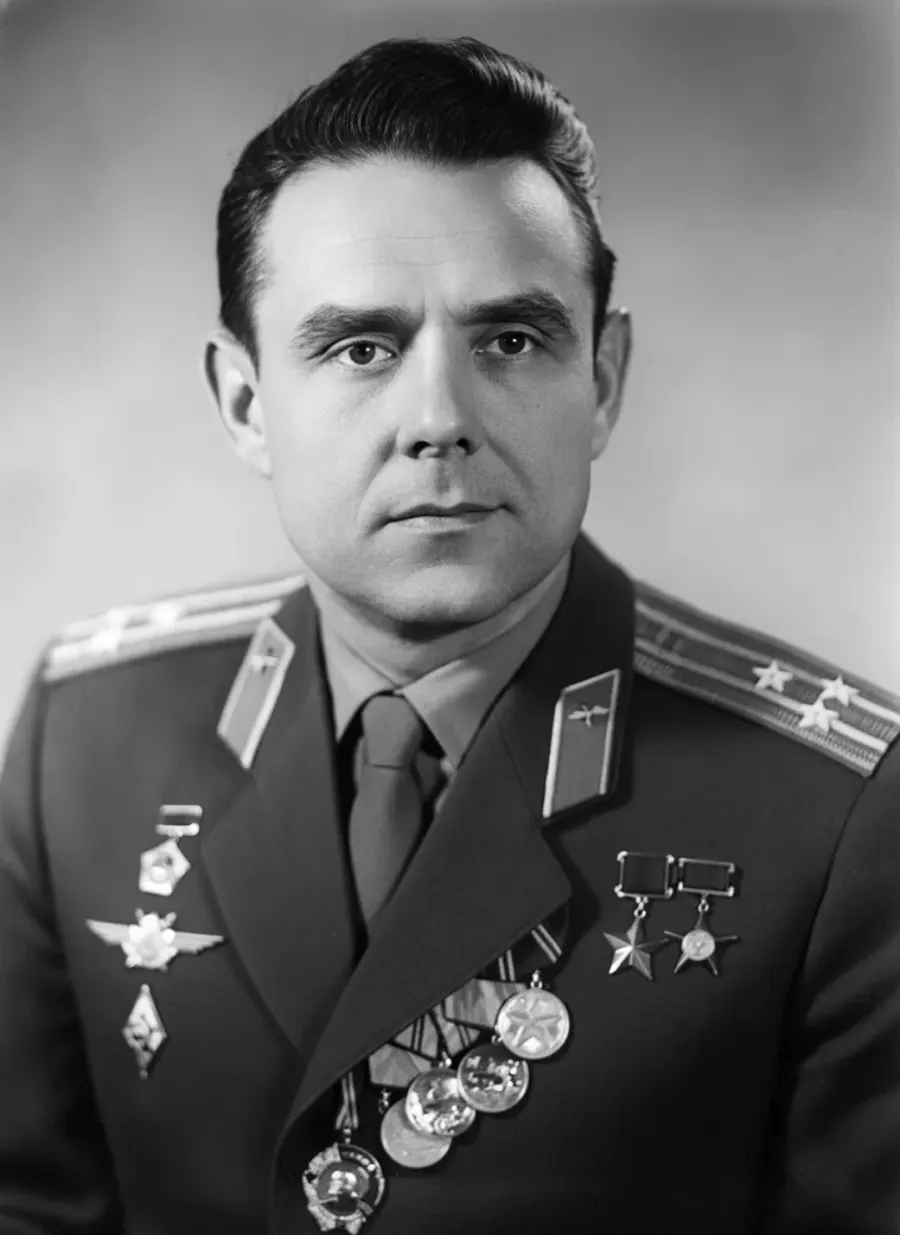 The Vladimir Komarov card