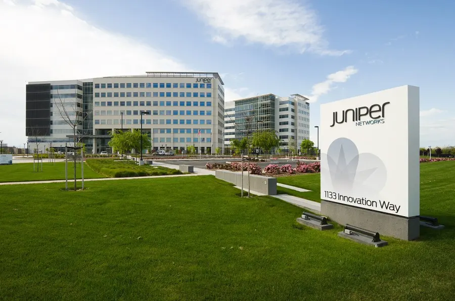 La carte Juniper Networks