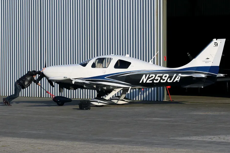 La carte Cessna 400