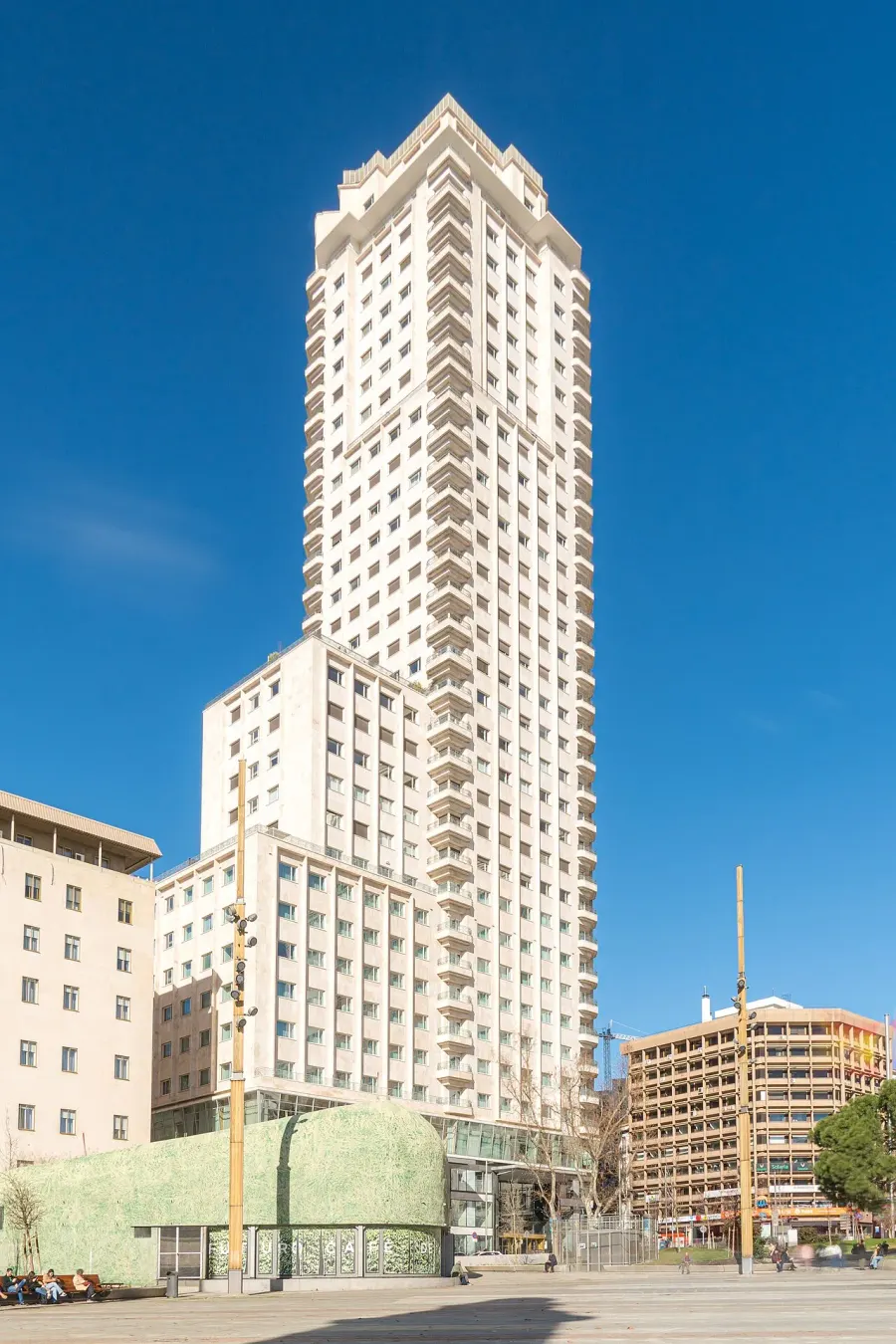 The Torre de Madrid card