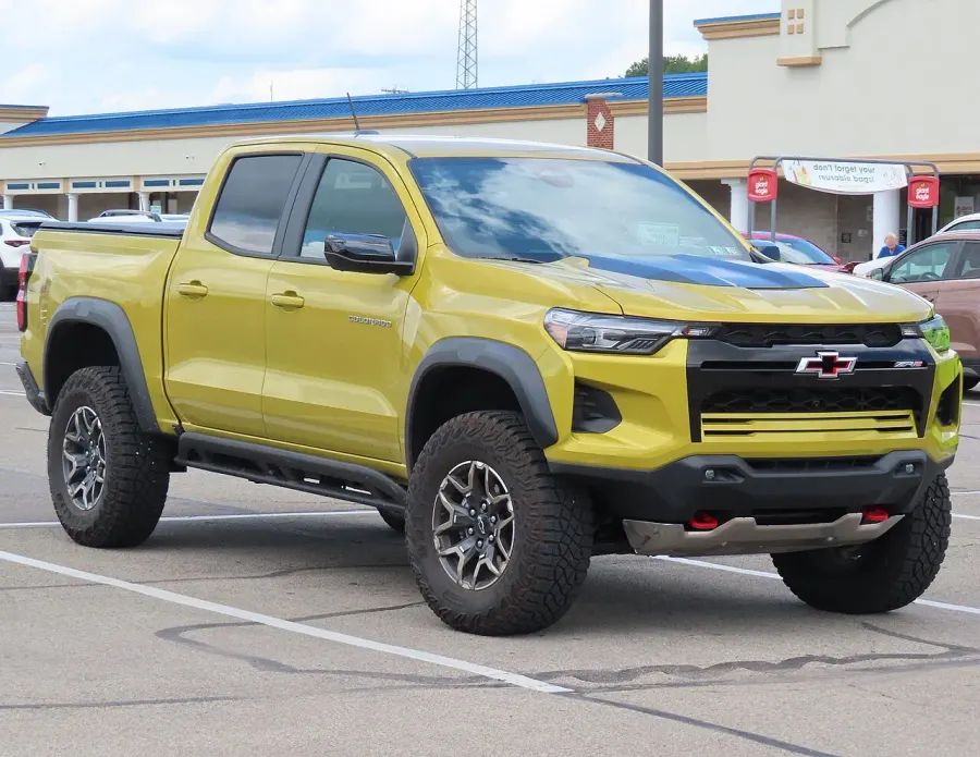 The Chevrolet Colorado card