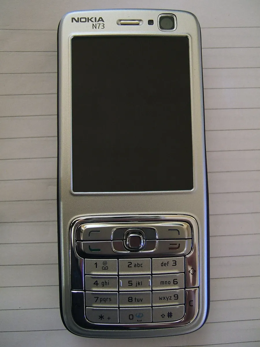 The Nokia N73 card