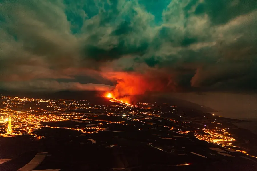 The 2021 Cumbre Vieja volcanic eruption card