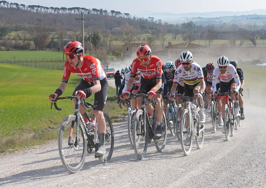 The 2022 Strade Bianche card