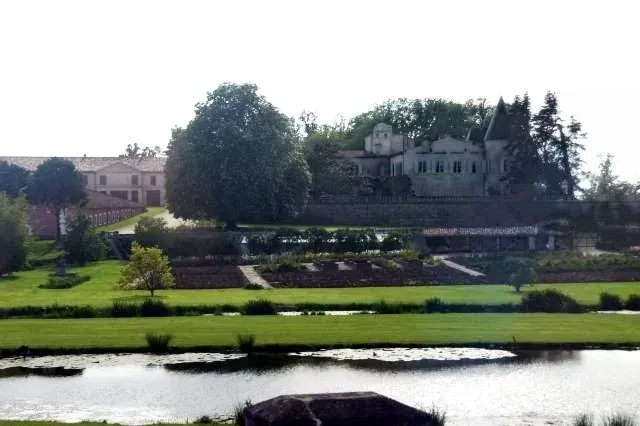 The Château Lafite Rothschild card