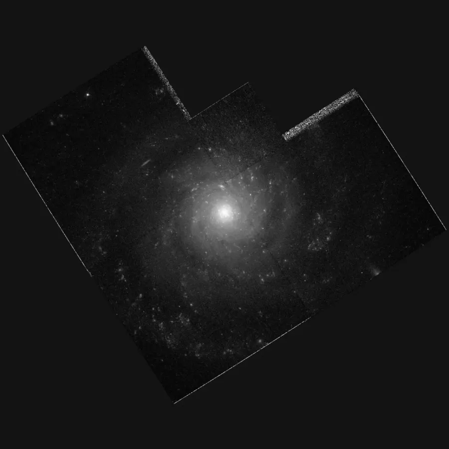 The NGC 3913 card