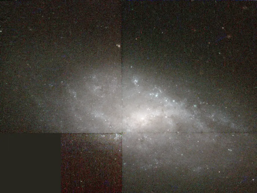 La carte NGC 4525