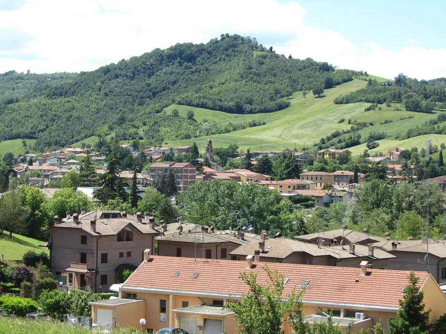 The Vezzano sul Crostolo card