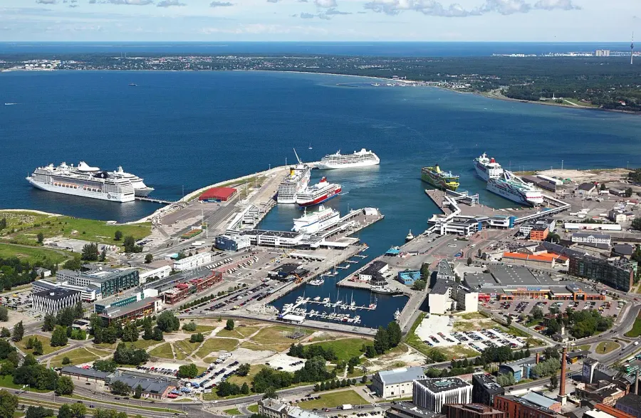 The Old City Harbour card