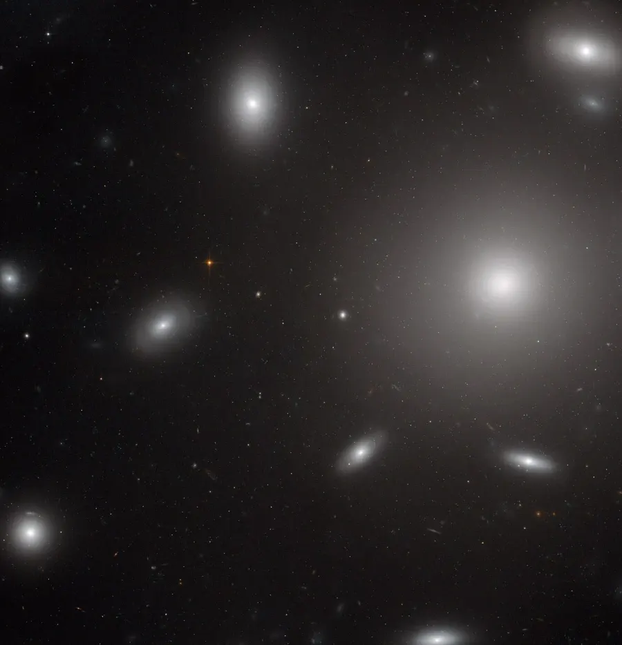 La carte NGC 4874