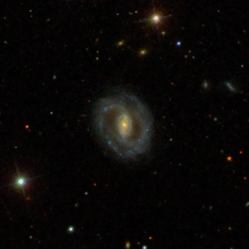 La carte NGC 5270