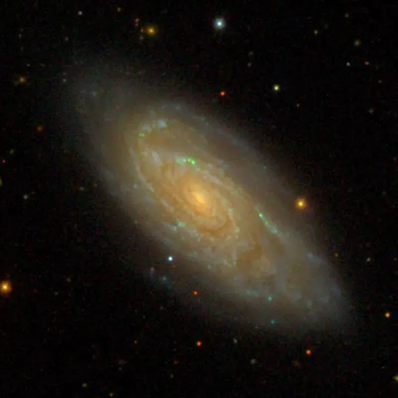 La carte NGC 5676
