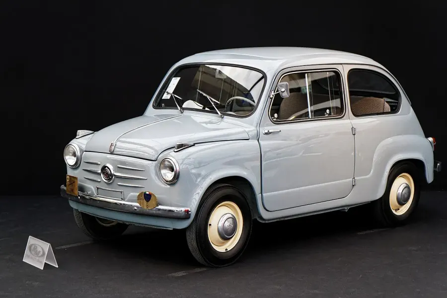 The Fiat 600 card