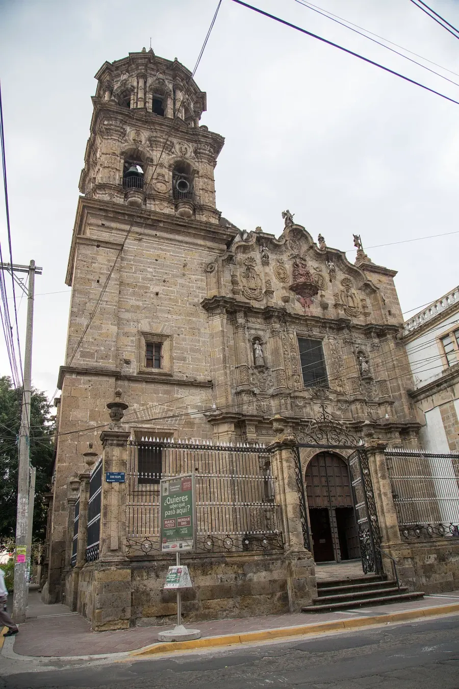 The Basilique de San Felipe Neri card