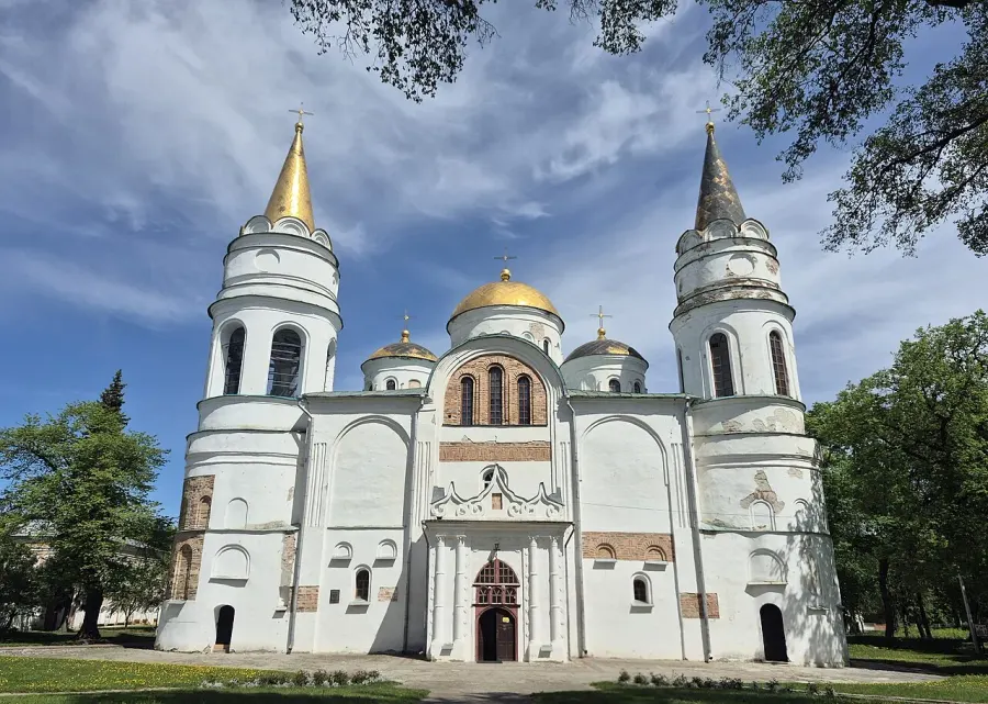 The Transfiguration Cathedral, Chernihiv card