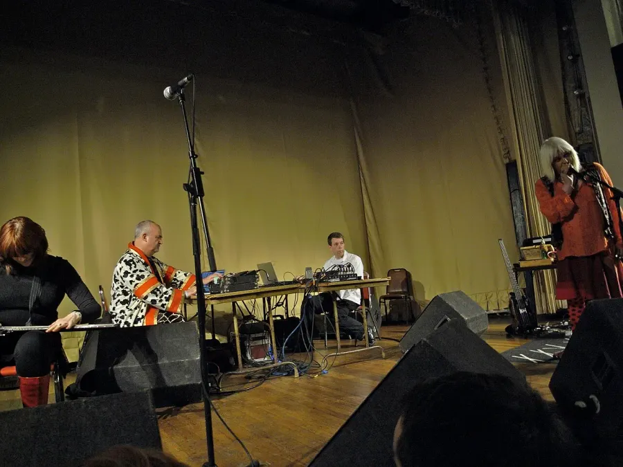 La carte Throbbing Gristle