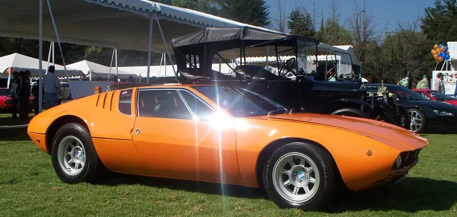 The De Tomaso Mangusta card