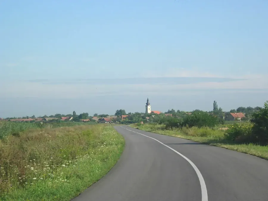 The Srpski Krstur card