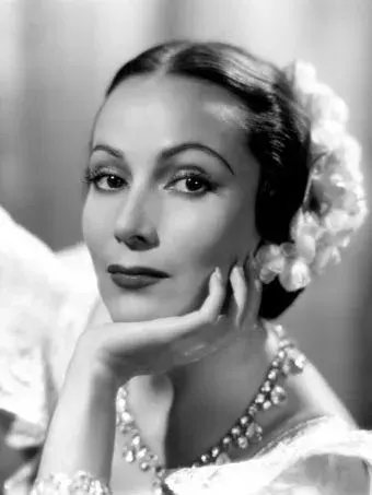 The Dolores del Río card