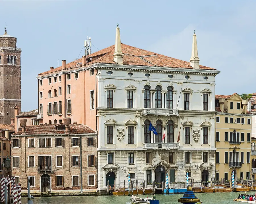 The Veneto card