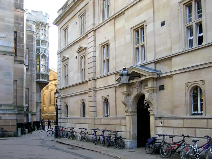 The Trinity Hall, Cambridge card