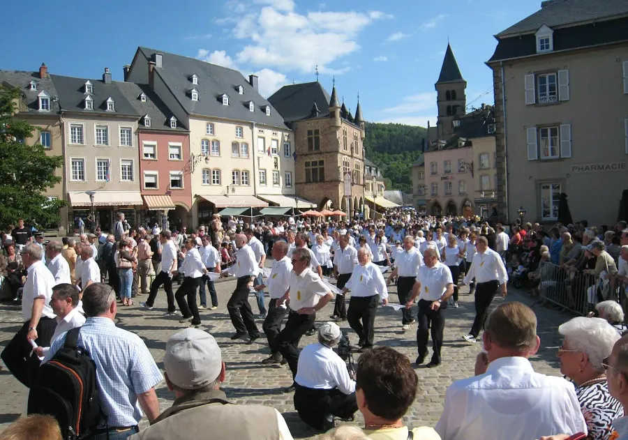 La carte Procession dansante d'Echternach