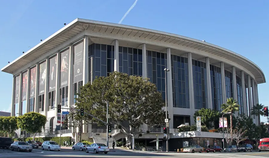 The Dorothy Chandler Pavilion card