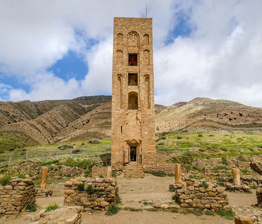 La carte Grande mosquée de Kalâa des Béni Hammad