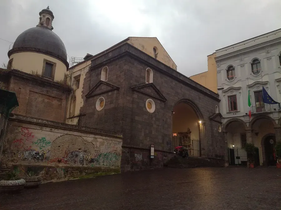 La carte Église Sainte-Anne-des-Lombards de Naples