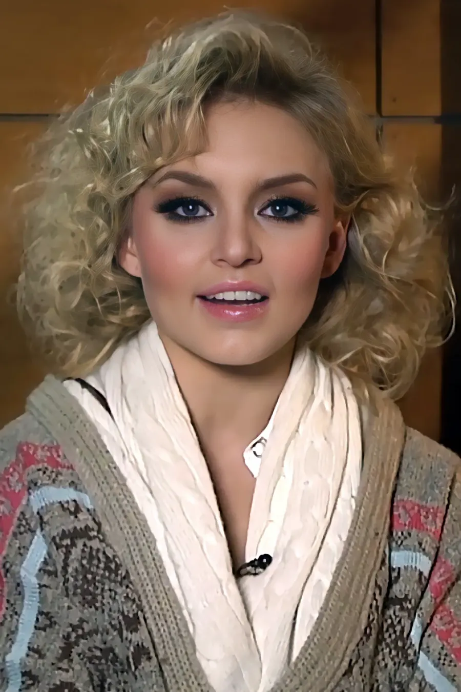 The Angelique Boyer card