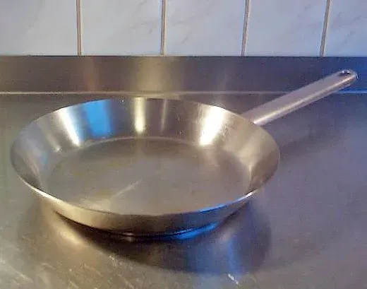 The Frying pan card