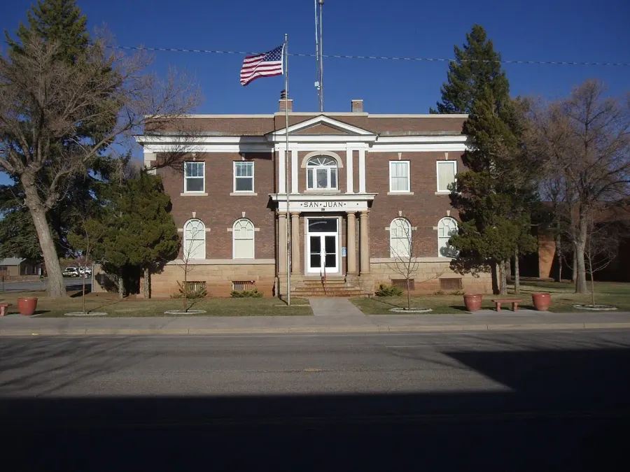 The Monticello, Utah card