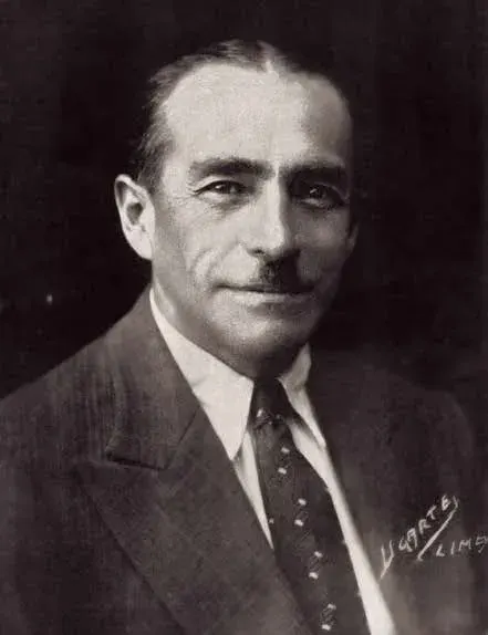 The Gustavo Jiménez card