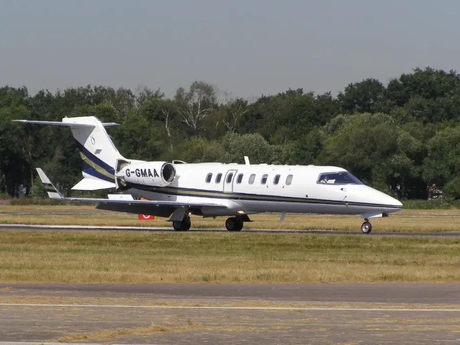 La carte Learjet