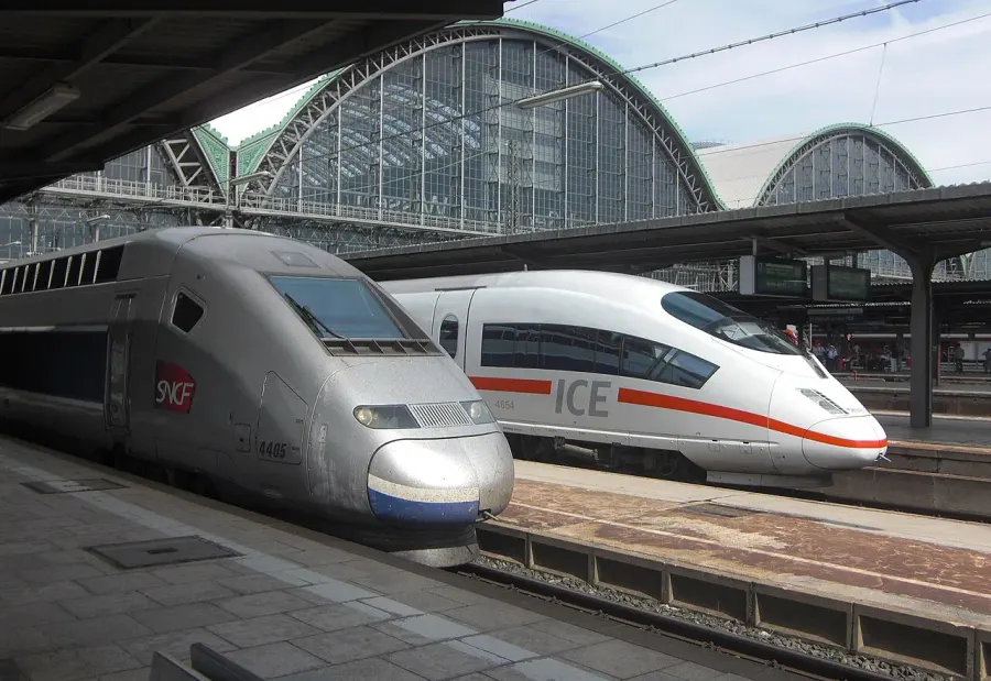 The High-speed train card