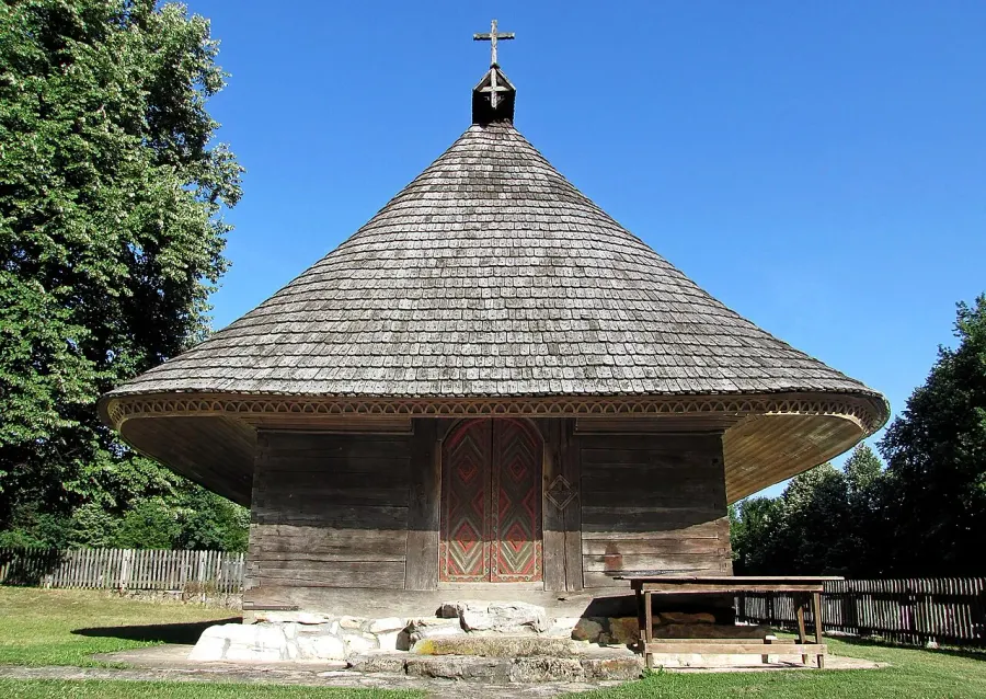 The Église Saint-Pierre-et-Saint-Paul de Palačkovci card