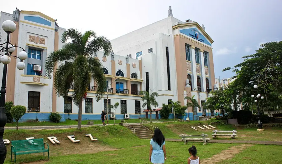 The Quezon card