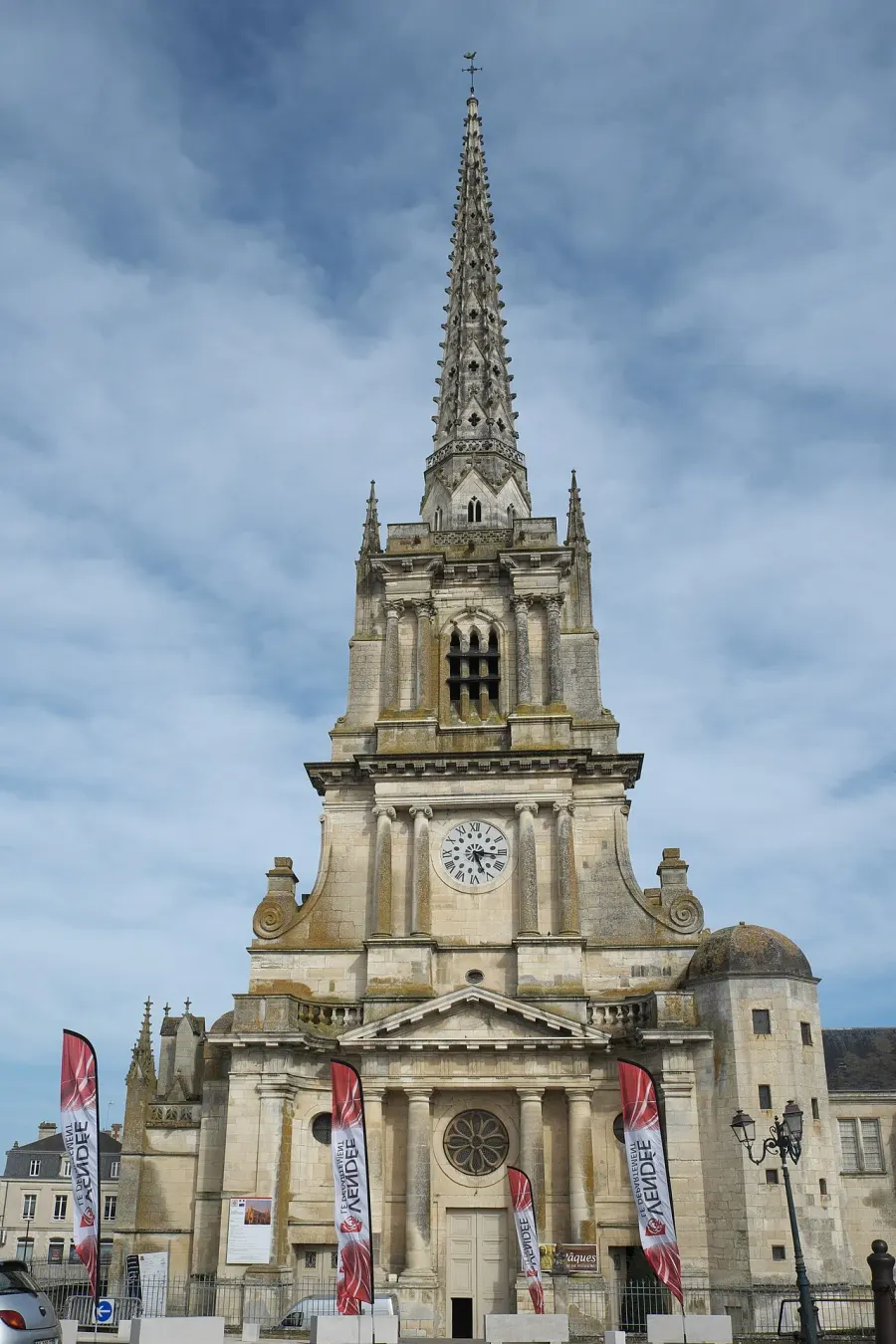 La carte Cathédrale Notre-Dame-de-l'Assomption de Luçon