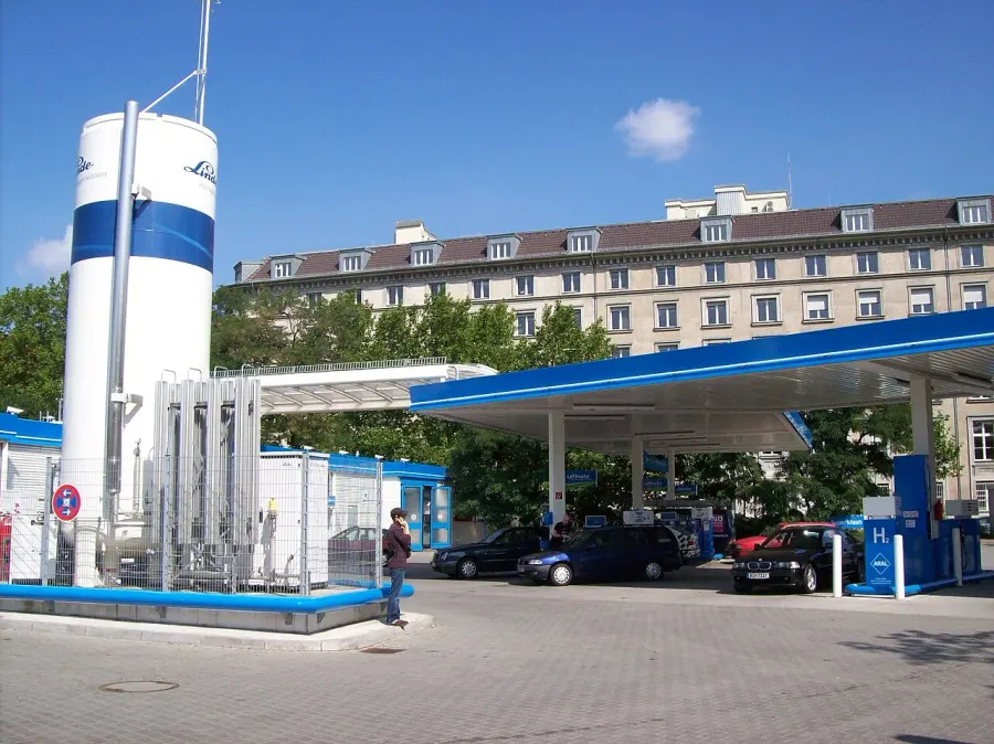 The Hydrogen station card