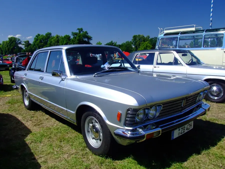 The Fiat 130 card