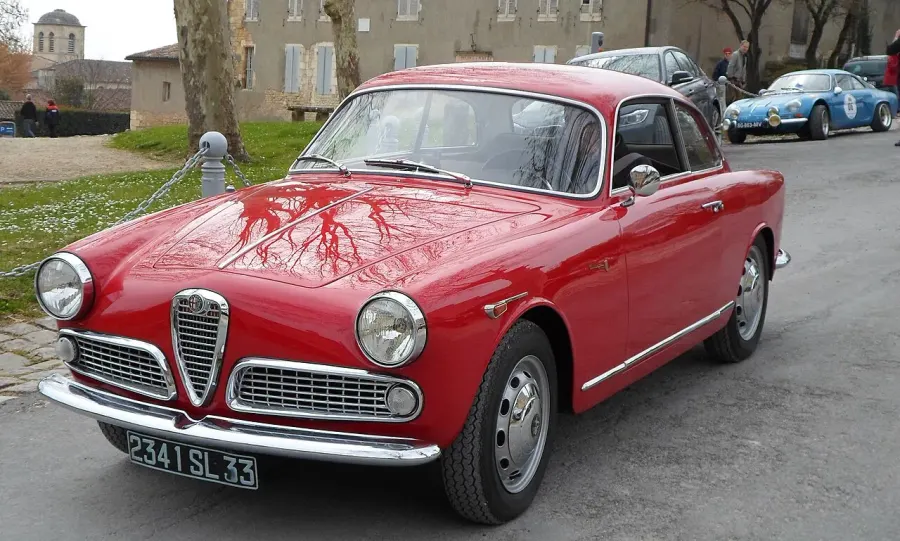 The Alfa Romeo Giulietta card