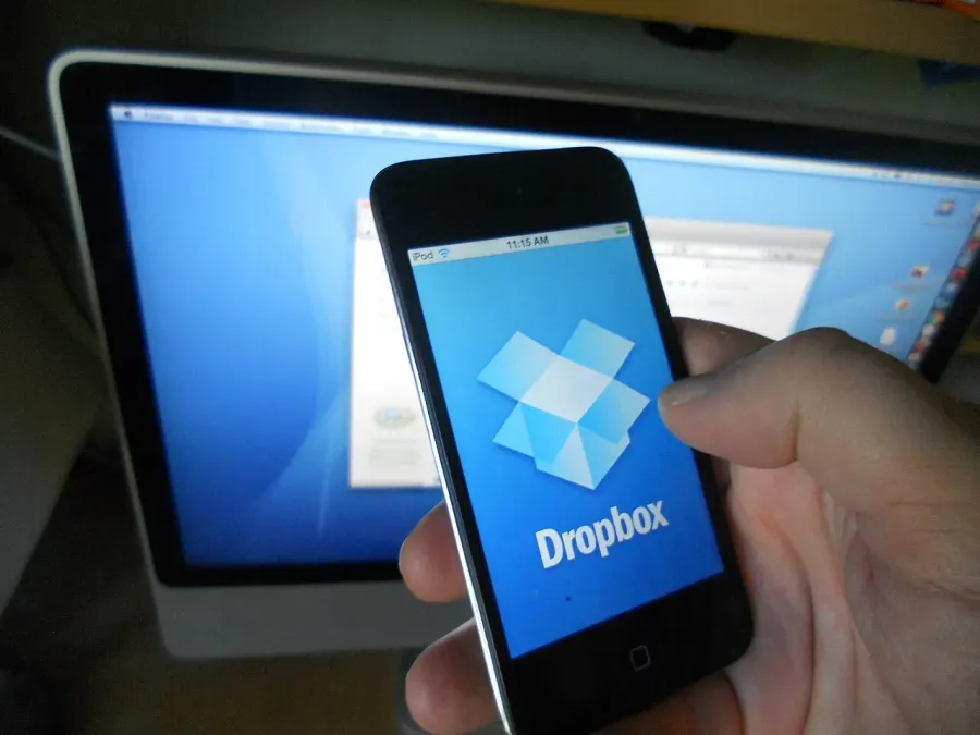 The Dropbox card