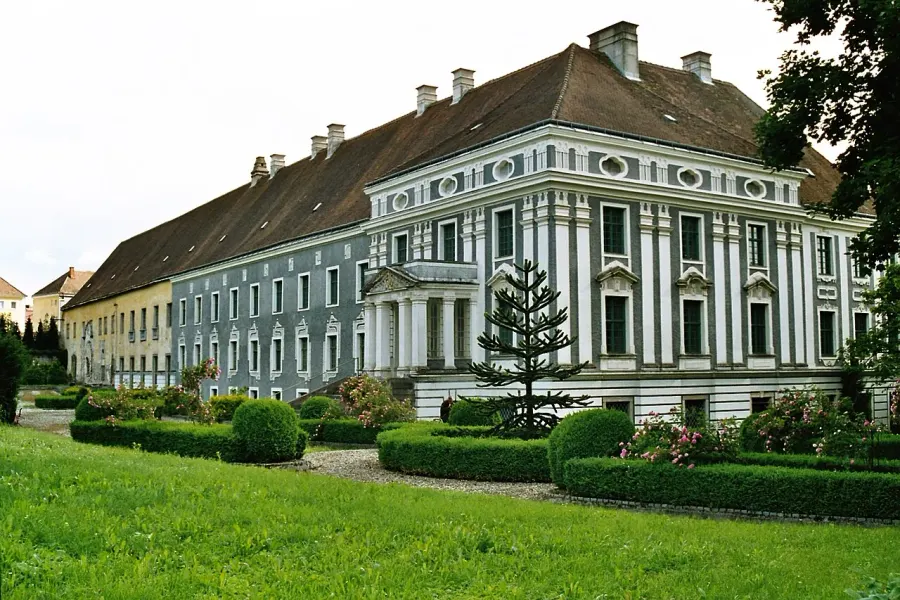 The Säusenstein Abbey card